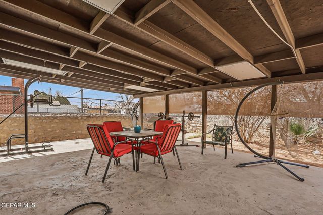 9517 WAVERLY Drive, El Paso, TX 79924