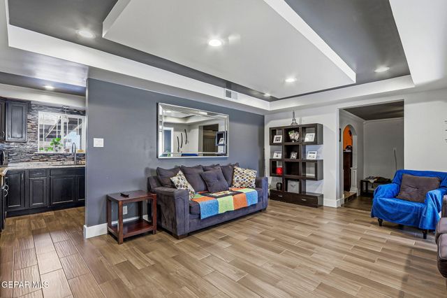 9517 WAVERLY Drive, El Paso, TX 79924