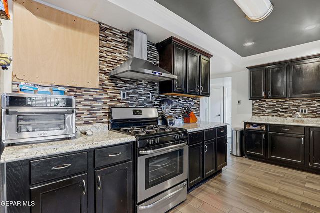 9517 WAVERLY Drive, El Paso, TX 79924