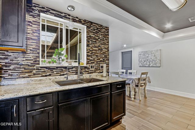 9517 WAVERLY Drive, El Paso, TX 79924