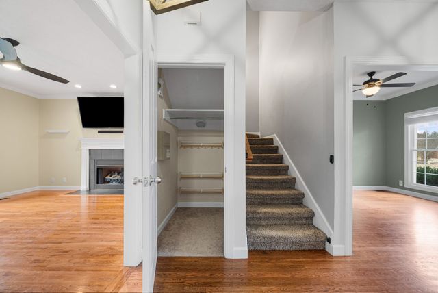 1026 Blue Jay Ln, Adams, TN 37010