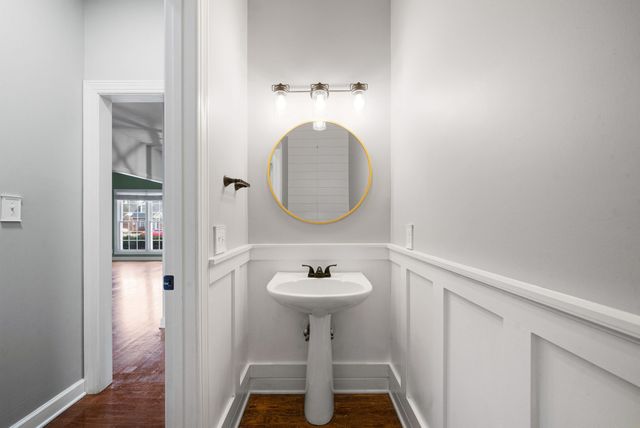 1026 Blue Jay Ln, Adams, TN 37010