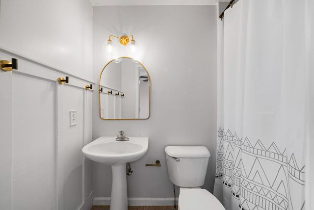 1026 Blue Jay Ln, Adams, TN 37010