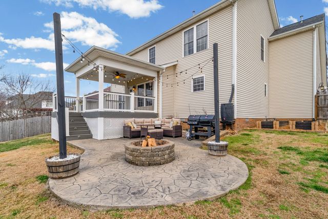 1026 Blue Jay Ln, Adams, TN 37010