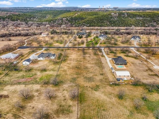 11015 Orchards Boulevard, Cleburne, TX 76033