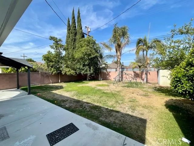 6158 Adenmoor Avenue, Lakewood, CA 90713