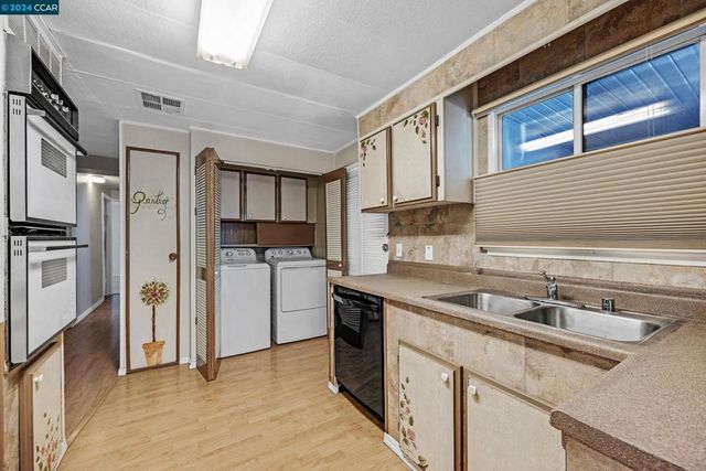264 Safari, Pacheco, CA 94553