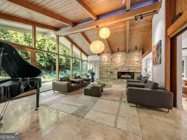 1719 Barnesdale Way NE, Atlanta, GA 30309