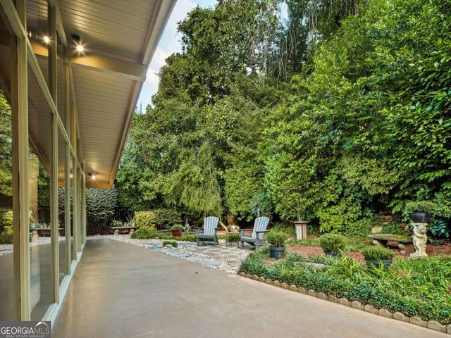 1719 Barnesdale Way NE, Atlanta, GA 30309