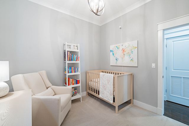 920 W WRIGHTWOOD Avenue 2, Chicago, IL 60614