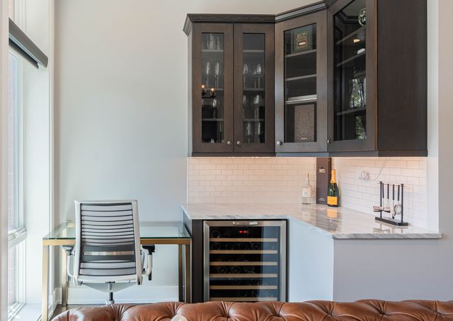 920 W WRIGHTWOOD Avenue 2, Chicago, IL 60614