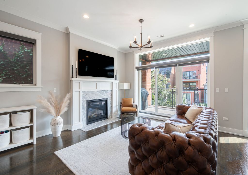 920 W WRIGHTWOOD Avenue 2, Chicago, IL 60614 — photo 3
