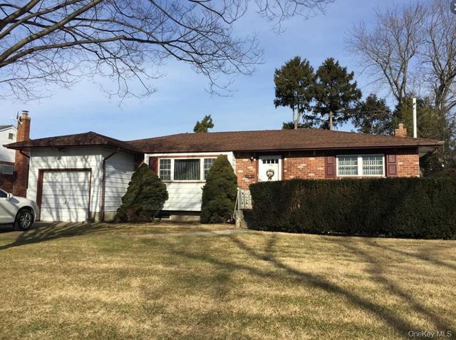 406 Plainview Road, Hicksville, NY 11801