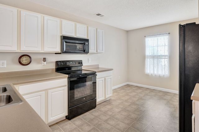 213 Brookhaven Drive, Clayton, NC 27527