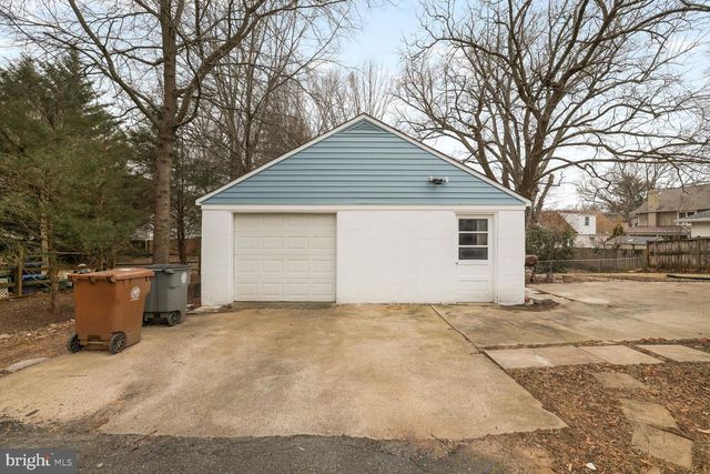 530 W MONTGOMERY AVE, Rockville, MD 20850