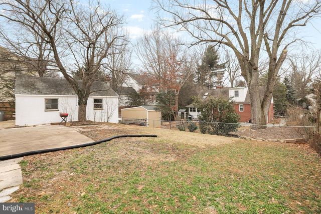 530 W MONTGOMERY AVE, Rockville, MD 20850