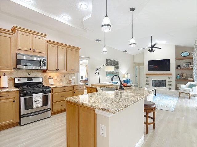 9906 BENNINGTON DRIVE, Tampa, FL 33626