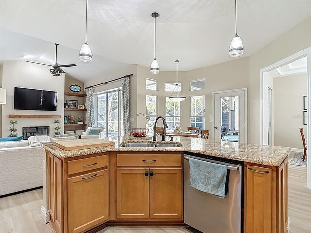 9906 BENNINGTON DRIVE, Tampa, FL 33626