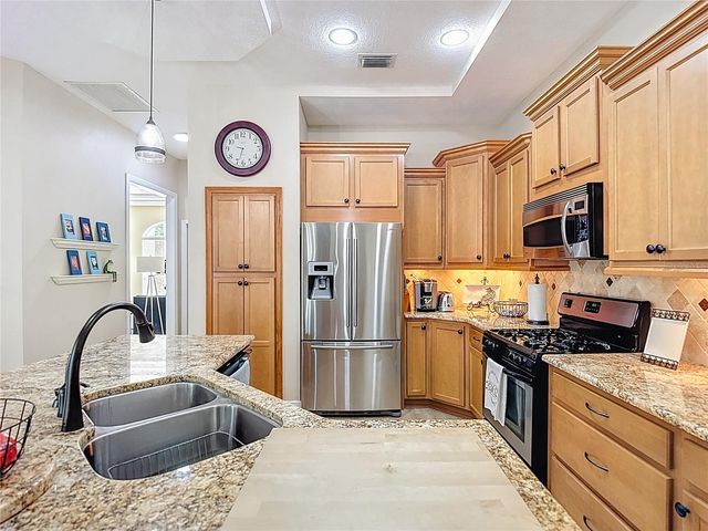 9906 BENNINGTON DRIVE, Tampa, FL 33626