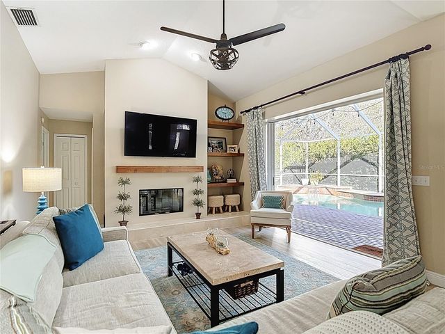 9906 BENNINGTON DRIVE, Tampa, FL 33626