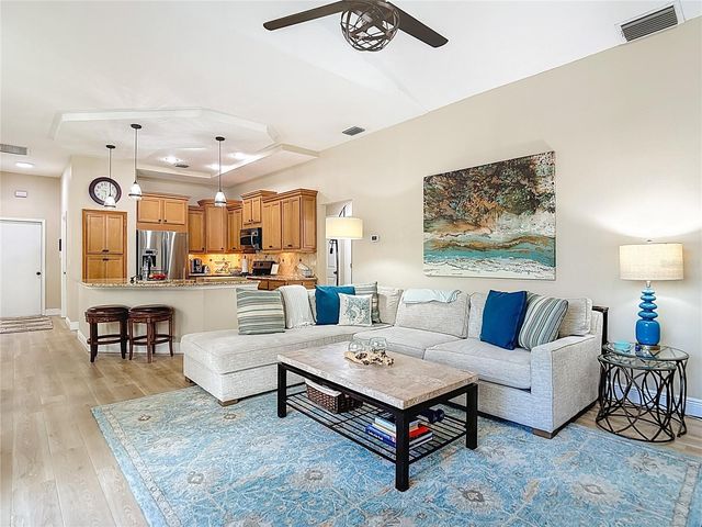 9906 BENNINGTON DRIVE, Tampa, FL 33626