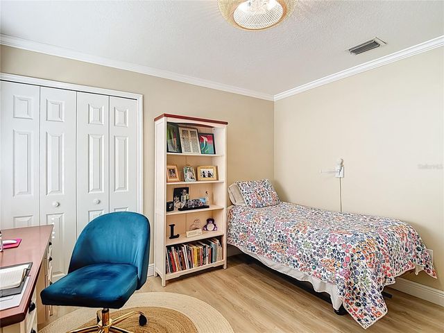 9906 BENNINGTON DRIVE, Tampa, FL 33626