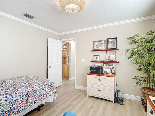 9906 BENNINGTON DRIVE, Tampa, FL 33626