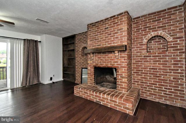 17 CENTENNIAL RD, Telford, PA 18969