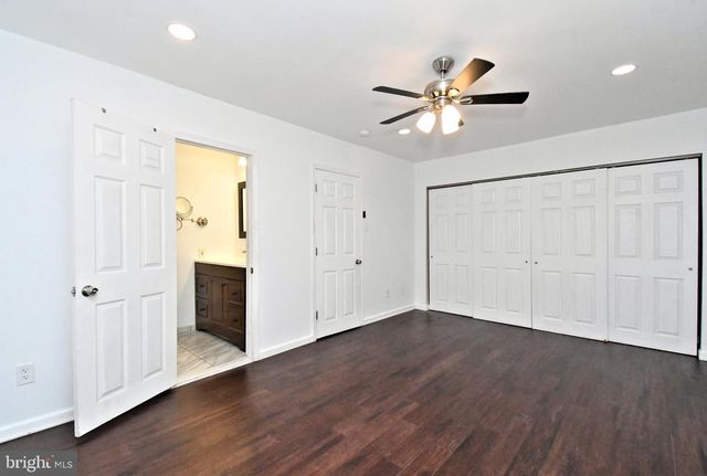 17 CENTENNIAL RD, Telford, PA 18969