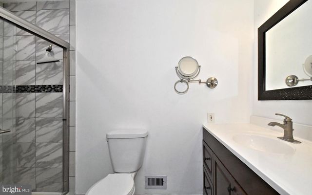 17 CENTENNIAL RD, Telford, PA 18969