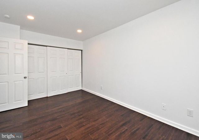 17 CENTENNIAL RD, Telford, PA 18969