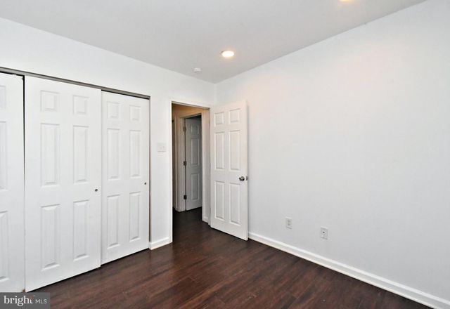 17 CENTENNIAL RD, Telford, PA 18969