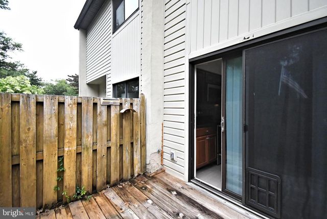 17 CENTENNIAL RD, Telford, PA 18969