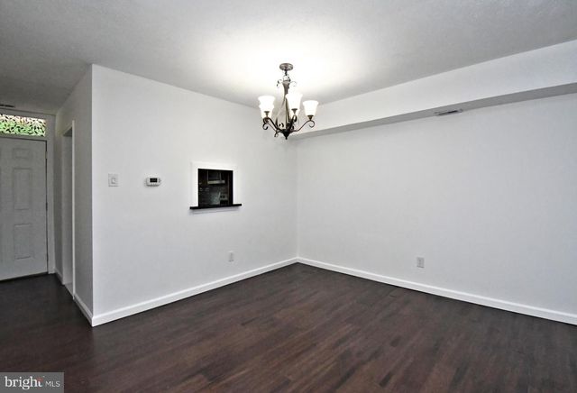 17 CENTENNIAL RD, Telford, PA 18969