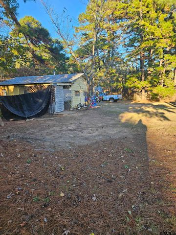 2059 ST HWY 135 N, Jacksonville, TX 75766