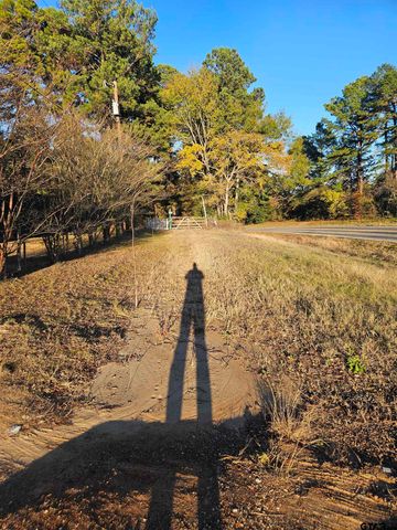 2059 ST HWY 135 N, Jacksonville, TX 75766