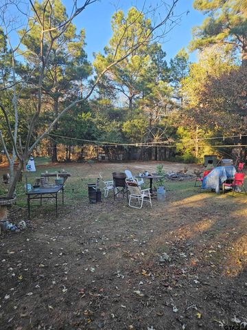 2059 ST HWY 135 N, Jacksonville, TX 75766