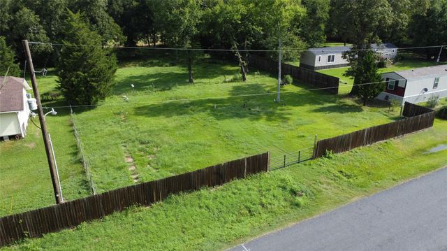 1936 Wallisville Liberty Road, Wallisville, TX 77597
