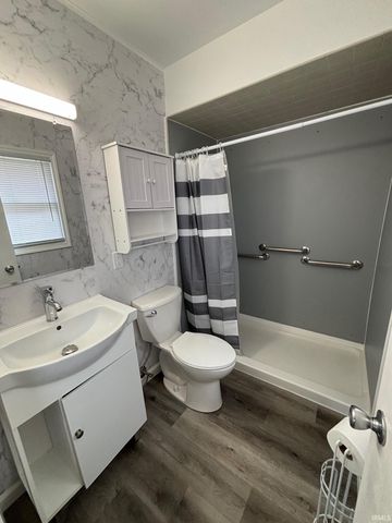 25838 Meadow Oak Lane, Elkhart, IN 46514