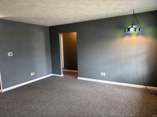 25838 Meadow Oak Lane, Elkhart, IN 46514