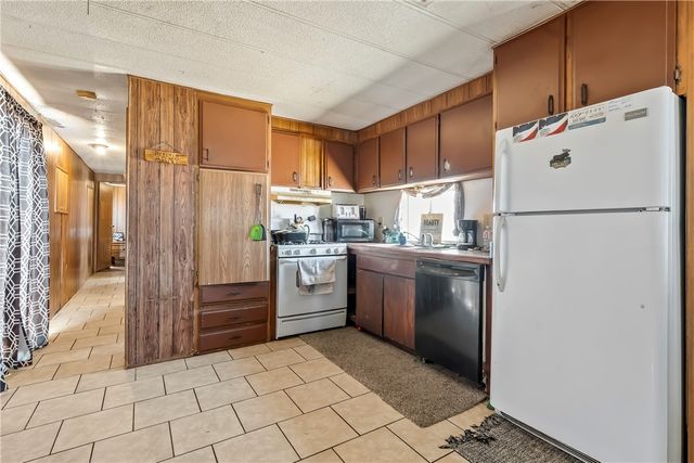 1971 Imperial Drive, Bullhead City, AZ 86442