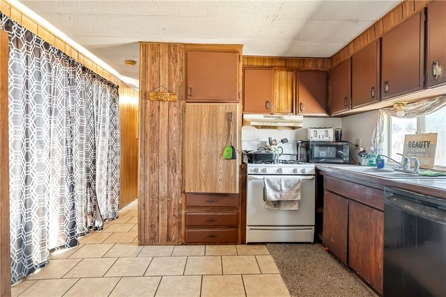 1971 Imperial Drive, Bullhead City, AZ 86442