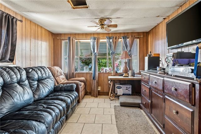 1971 Imperial Drive, Bullhead City, AZ 86442