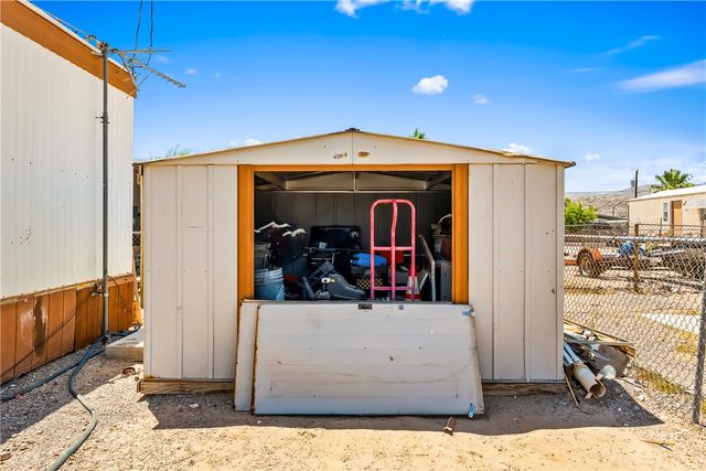 1971 Imperial Drive, Bullhead City, AZ 86442