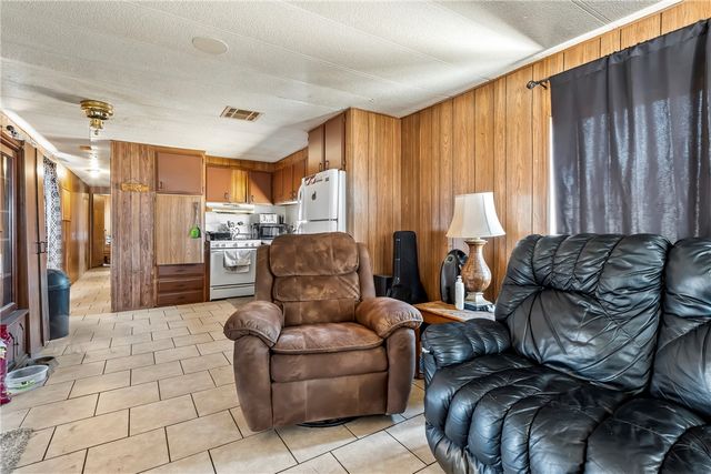 1971 Imperial Drive, Bullhead City, AZ 86442