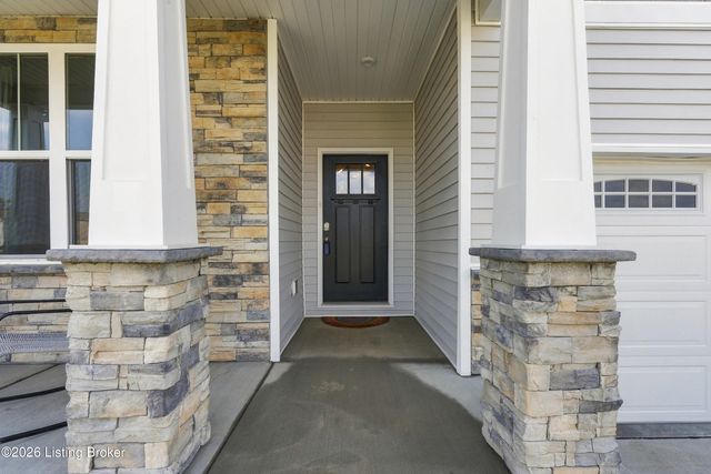 4003 Cobblestone Ln, La Grange, KY 40031