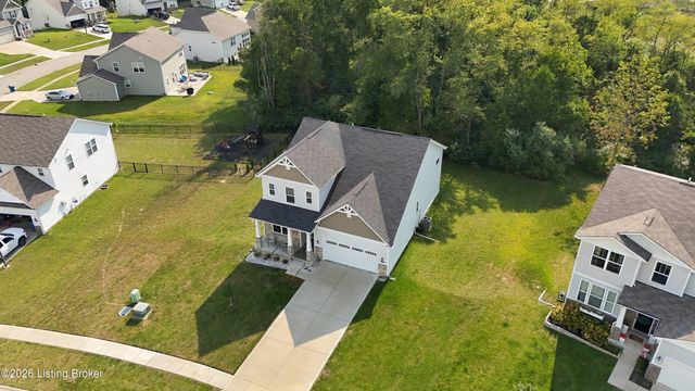 4003 Cobblestone Ln, La Grange, KY 40031