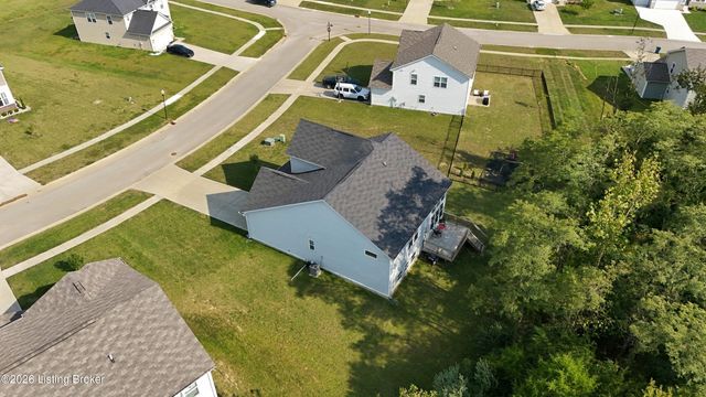 4003 Cobblestone Ln, La Grange, KY 40031
