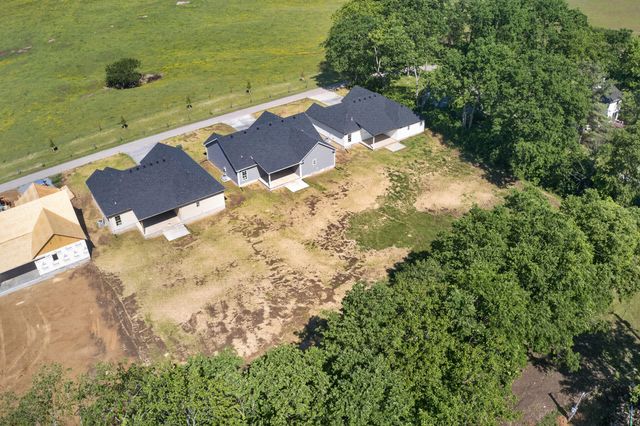 141 Maude Lane, Harrodsburg, KY 40330