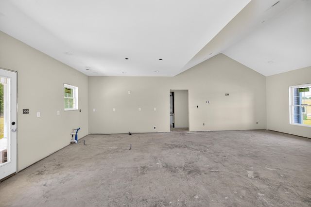 141 Maude Lane, Harrodsburg, KY 40330